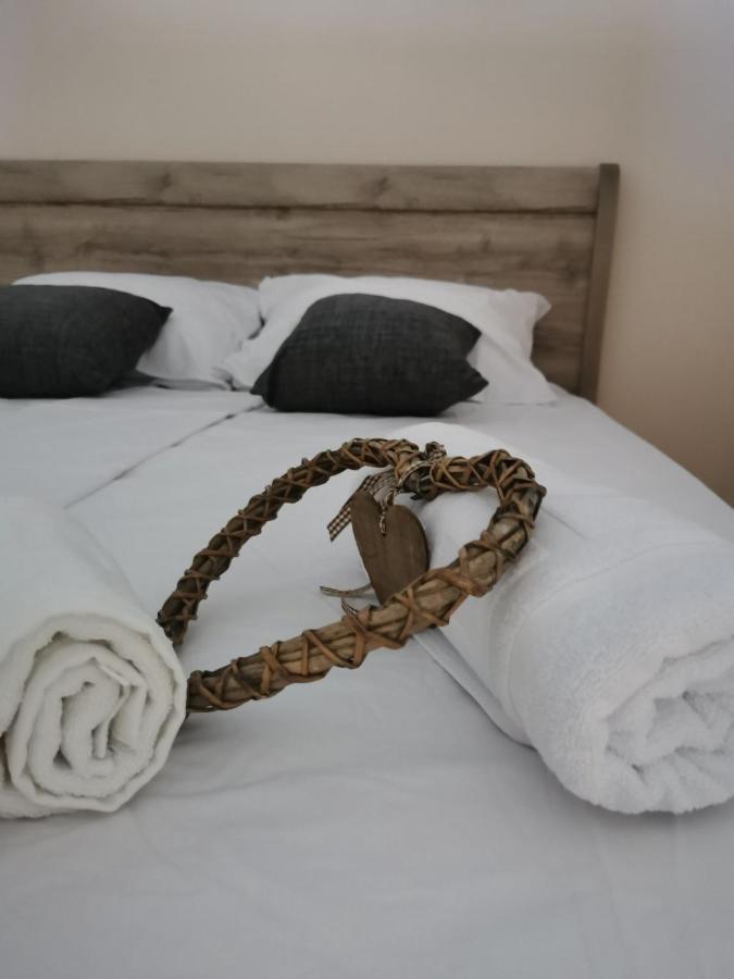 Hotel Capital Lux นีดรี ภายนอก รูปภาพ