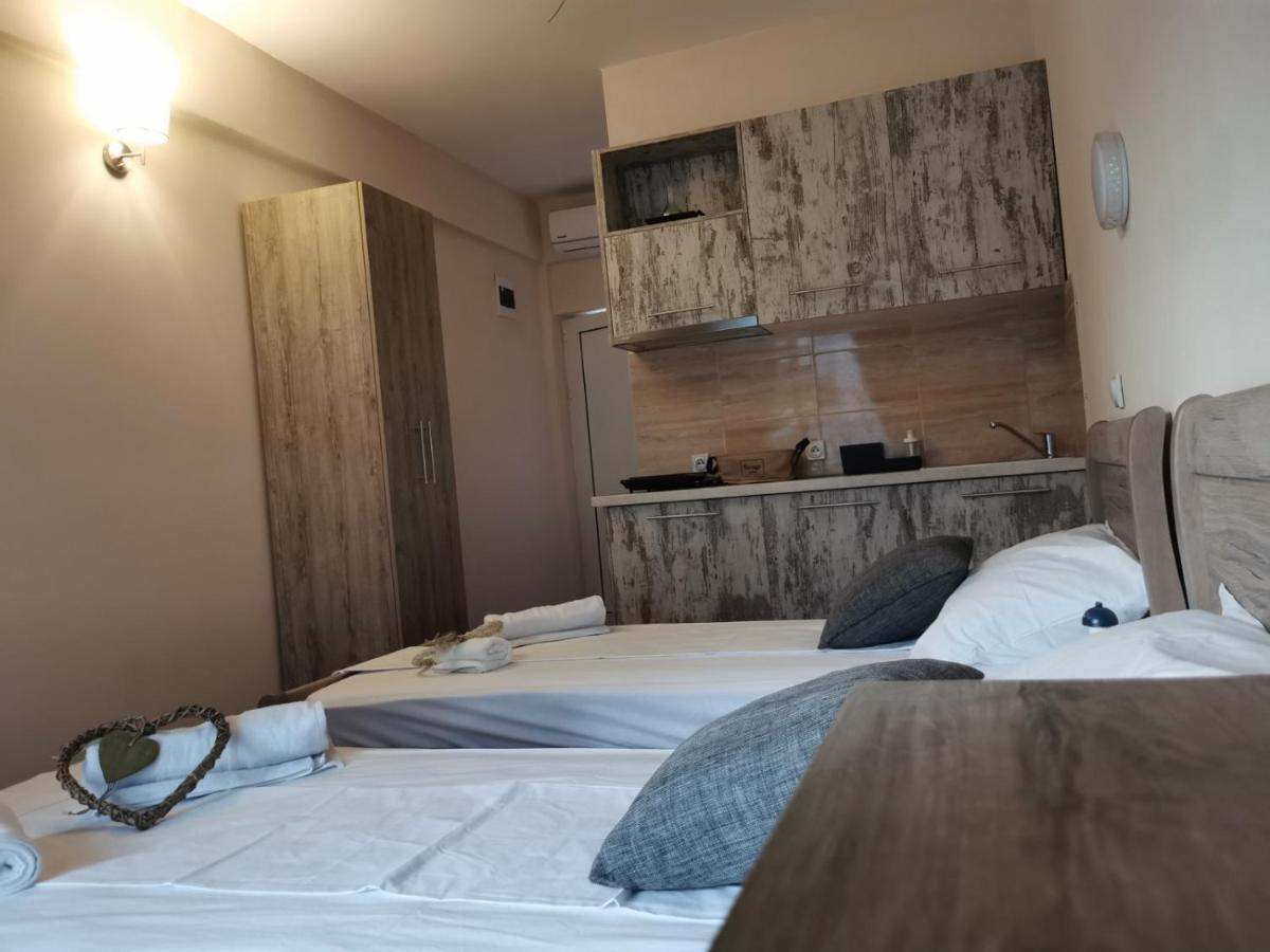 Hotel Capital Lux นีดรี ภายนอก รูปภาพ