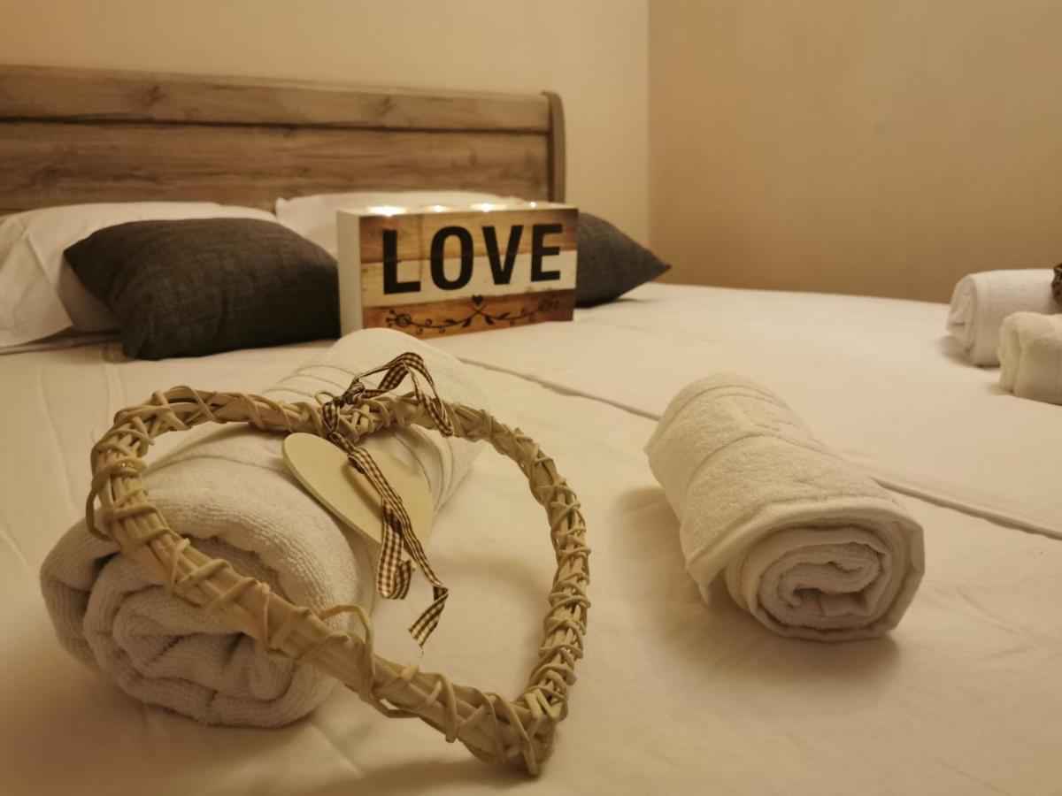 Hotel Capital Lux นีดรี ภายนอก รูปภาพ